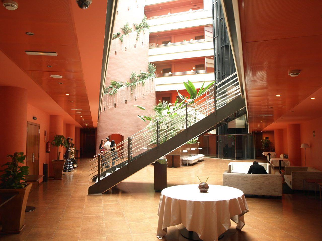 Ribera de Triana Hotel Sevilla Bagian luar foto