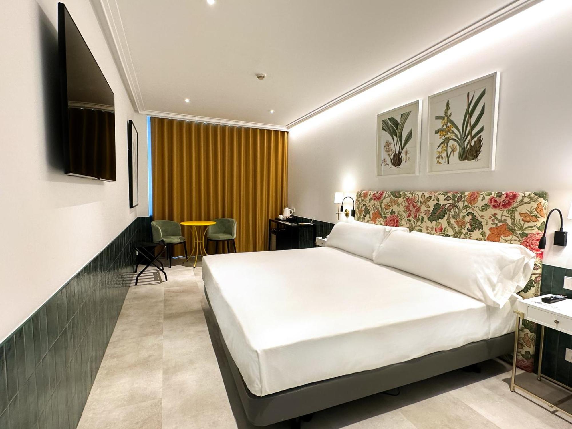Ribera de Triana Hotel Sevilla Bagian luar foto