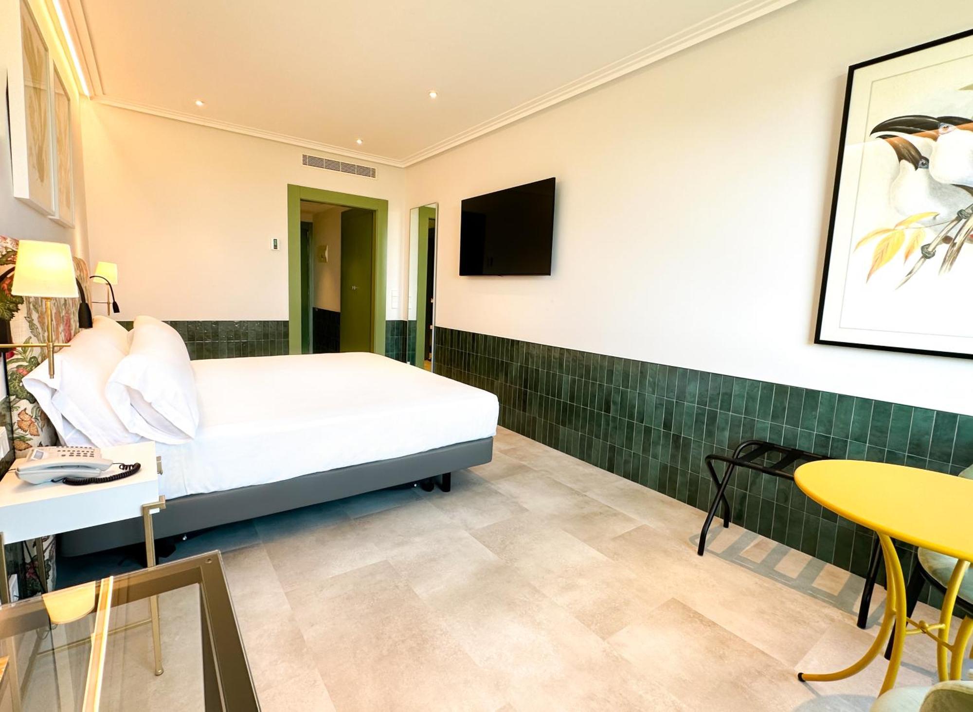 Ribera de Triana Hotel Sevilla Bagian luar foto