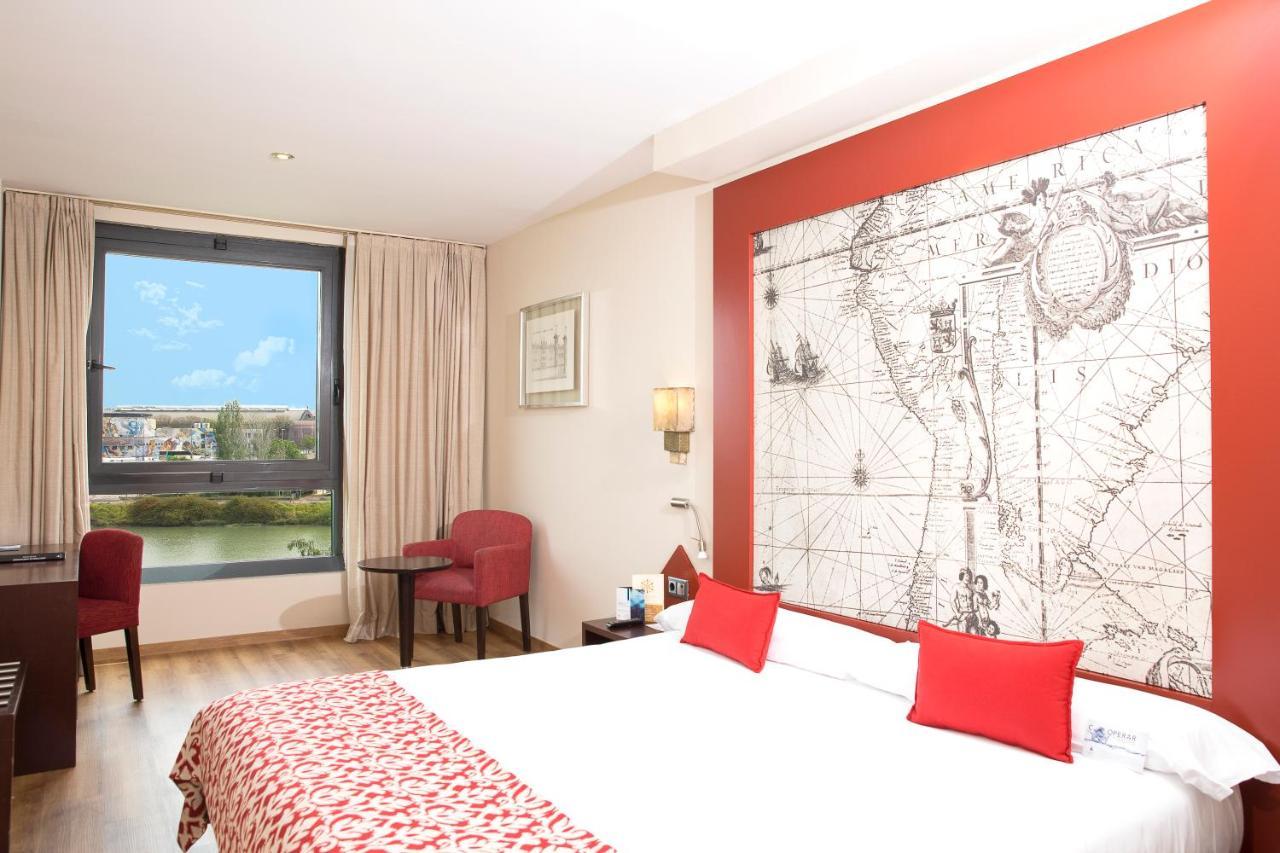 Ribera de Triana Hotel Sevilla Bagian luar foto