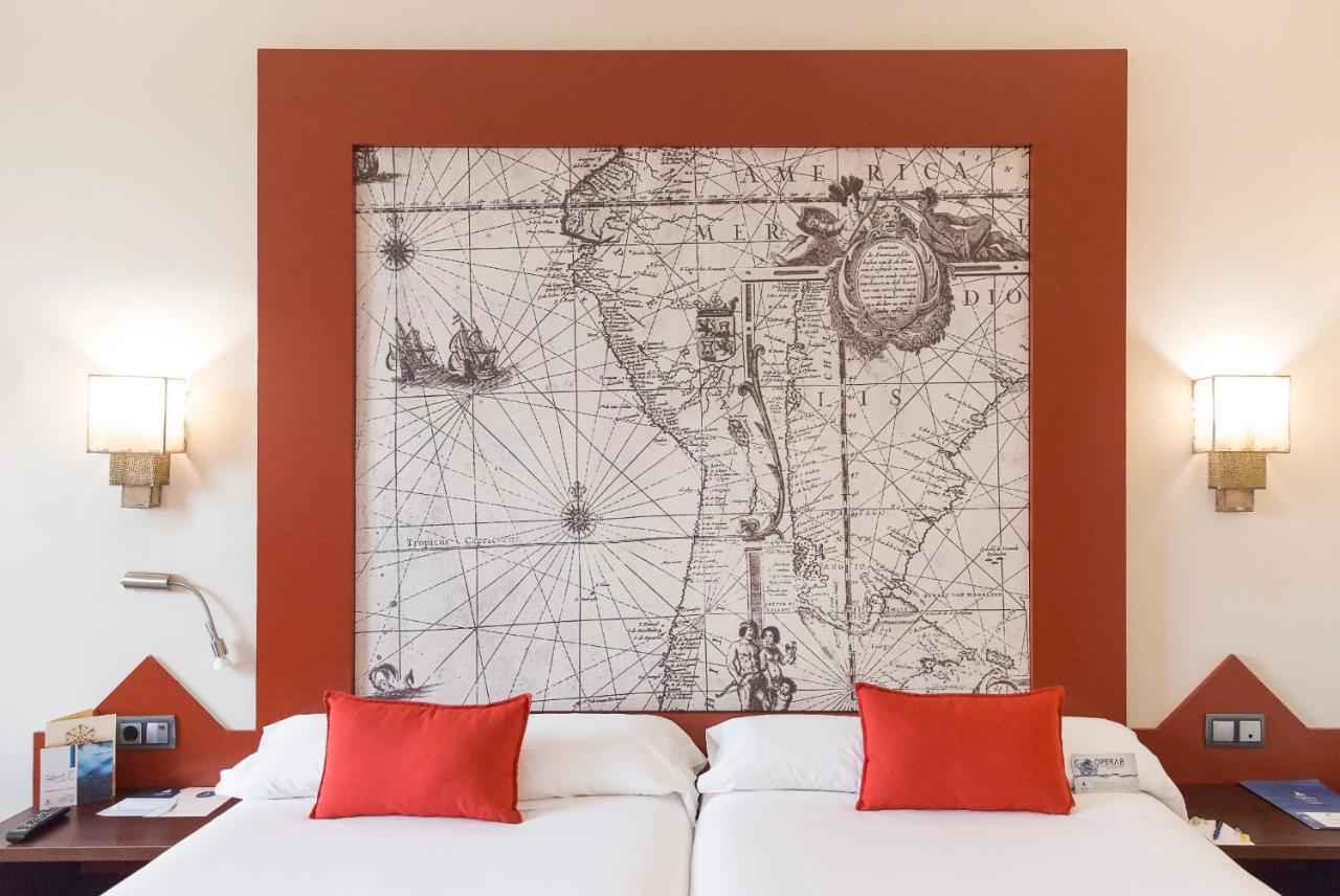 Ribera de Triana Hotel Sevilla Bagian luar foto
