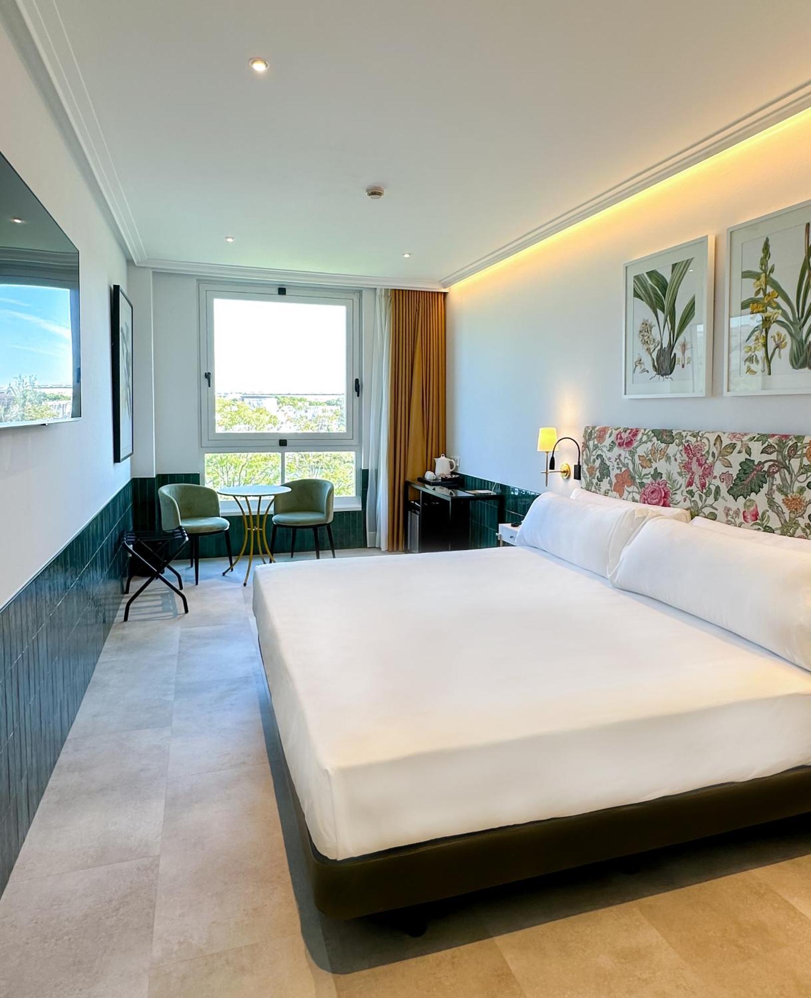 Ribera de Triana Hotel Sevilla Bagian luar foto