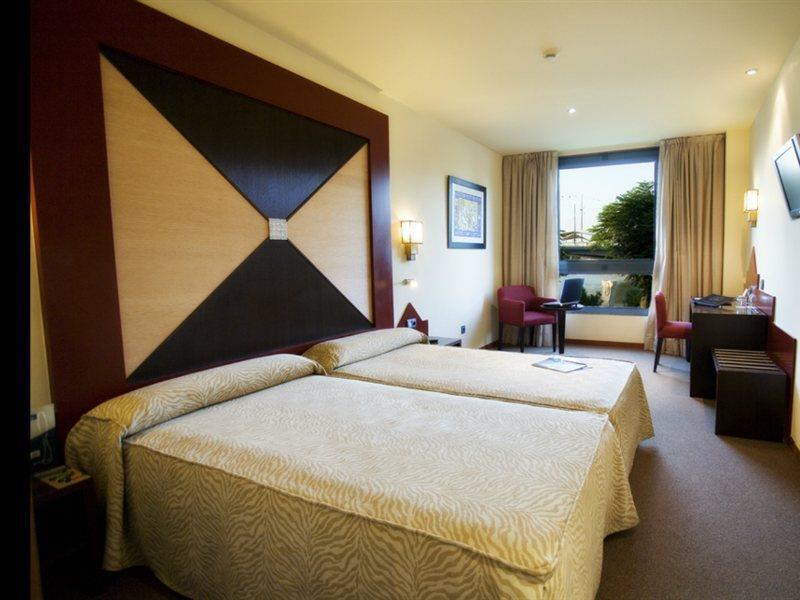 Ribera de Triana Hotel Sevilla Bagian luar foto