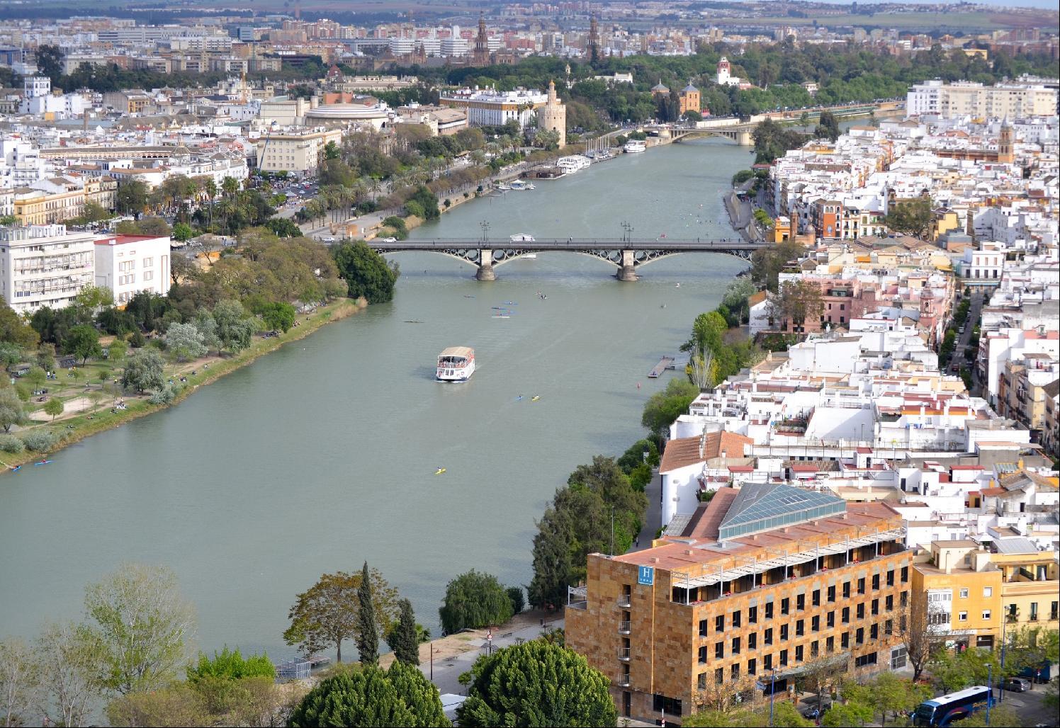 Ribera de Triana Hotel Sevilla Bagian luar foto